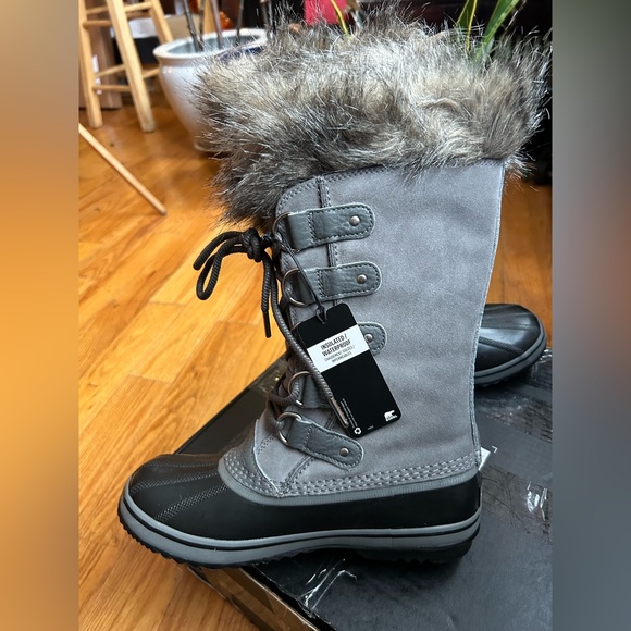 Sorel Joan of arctic boots - Picture 9 of 10
